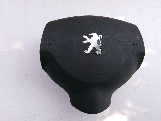 bontott PEUGEOT 4007 Kormánylégzsák