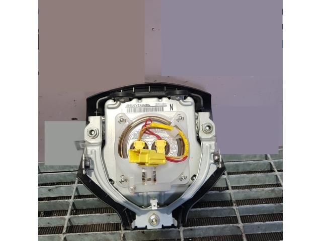 bontott PEUGEOT 4007 Kormánylégzsák