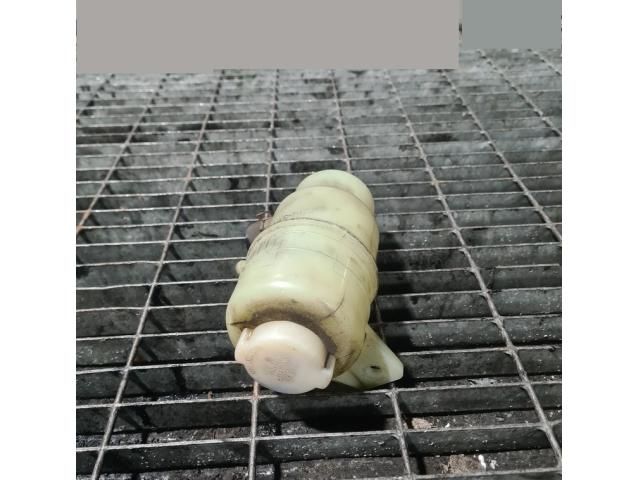 bontott PEUGEOT 4007 Szervóolaj Tartály