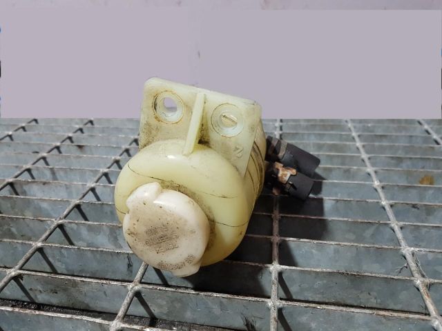 bontott PEUGEOT 4007 Szervóolaj Tartály