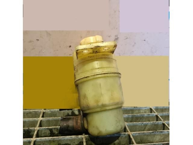 bontott PEUGEOT 4007 Szervóolaj Tartály