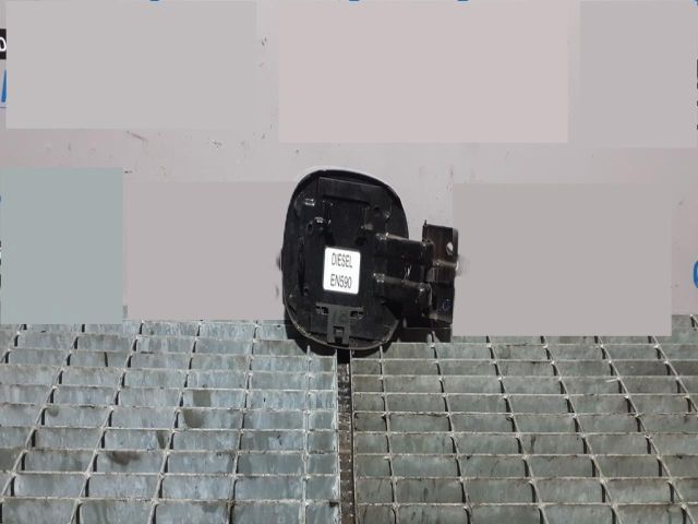 bontott PEUGEOT 4007 Tankajtó