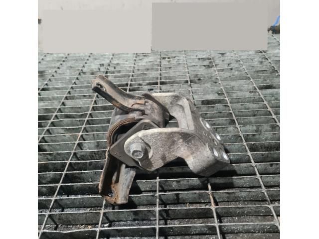 bontott PEUGEOT 4007 Tartó Bak