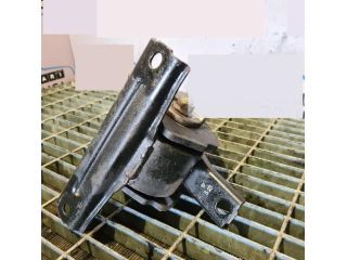 bontott PEUGEOT 4007 Tartó Bak