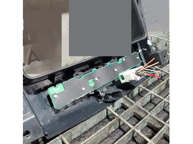 bontott PEUGEOT 4007 Vészvillogó Kapcsoló