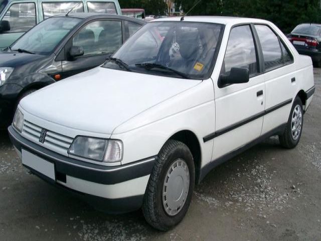 bontott PEUGEOT 405 Bal első Csonkállvány Kerékaggyal