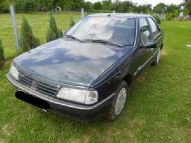 bontott PEUGEOT 405 Jobb első Csonkállvány Kerékaggyal