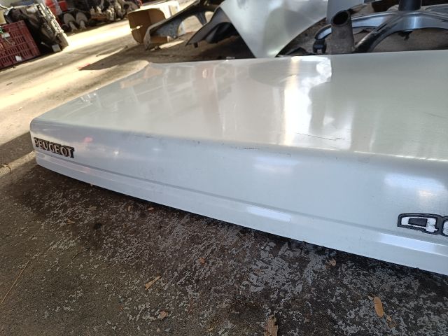 bontott PEUGEOT 405 Csomagtérajtó (Részeivel)
