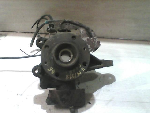 bontott PEUGEOT 406 Bal első Csonkállvány Kerékaggyal