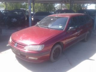 bontott PEUGEOT 406 Fojtószelep (Mechanikus)