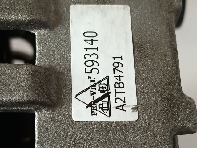 bontott PEUGEOT 406 Generátor