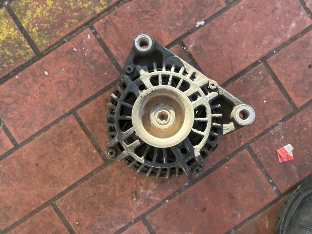 bontott PEUGEOT 406 Generátor