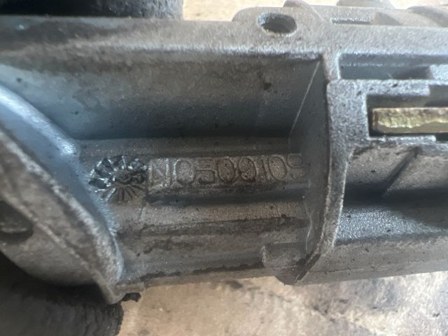 bontott PEUGEOT 406 Gyújtáskapcsoló Házzal