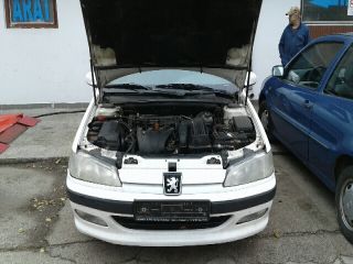 bontott PEUGEOT 406 Leömlő (Soros)