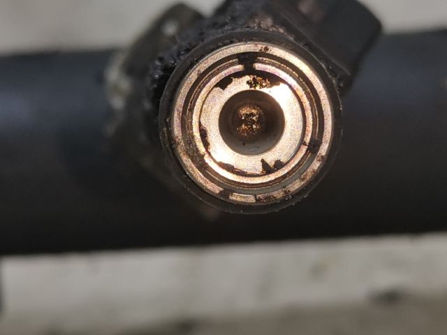 bontott PEUGEOT 406 Porlasztó Sor / Híd