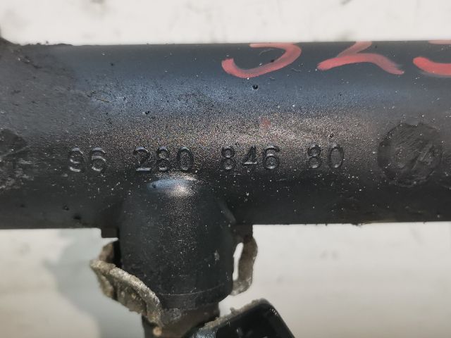 bontott PEUGEOT 406 Porlasztó Sor / Híd