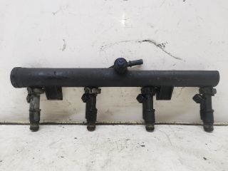 bontott PEUGEOT 406 Porlasztó Sor / Híd