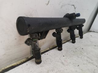 bontott PEUGEOT 406 Porlasztó Sor / Híd