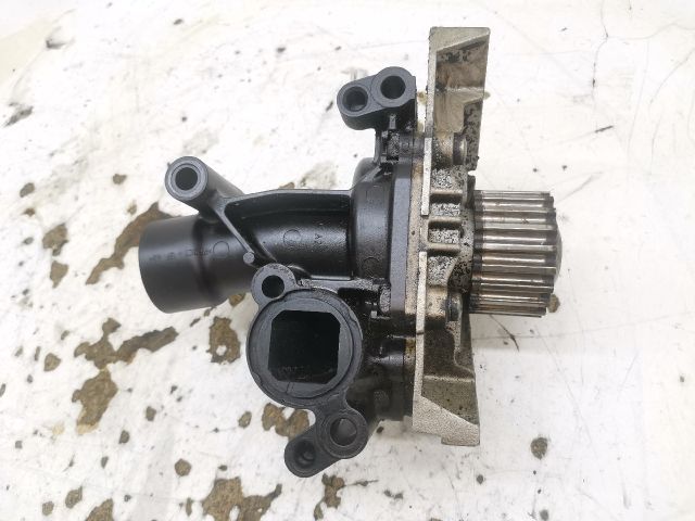 bontott PEUGEOT 406 Vízpumpa