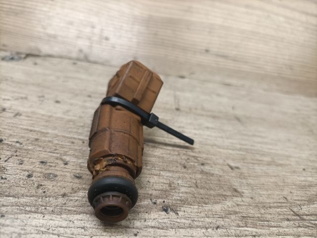 bontott PEUGEOT 406 Porlasztó (1 db)