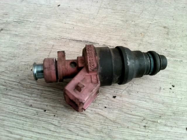 bontott PEUGEOT 406 Porlasztó (1 db)