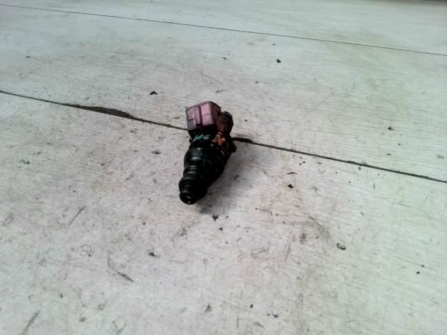 bontott PEUGEOT 406 Porlasztó (1 db)