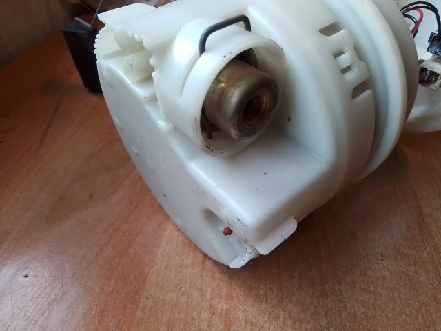 bontott PEUGEOT 406 Üzemanyag Szivattyú