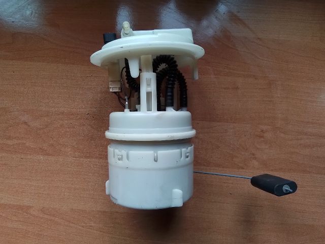 bontott PEUGEOT 406 Üzemanyag Szivattyú