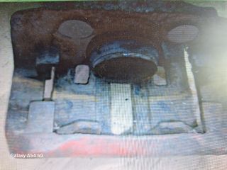 bontott PEUGEOT 406 Bal első Féknyereg Munkahengerrel