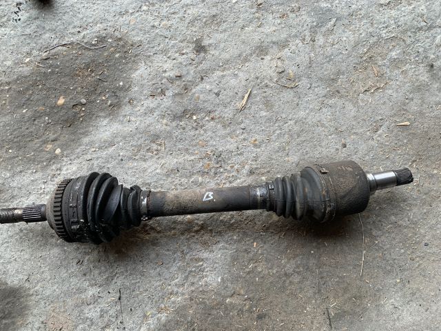 bontott PEUGEOT 406 Bal Féltengely