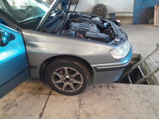 bontott PEUGEOT 406 Bal hátsó Rugó