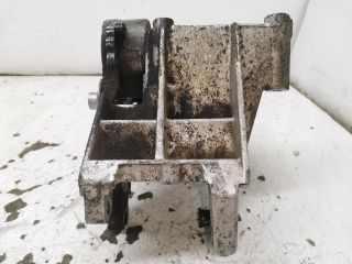 bontott PEUGEOT 406 Generátor Tartó Bak