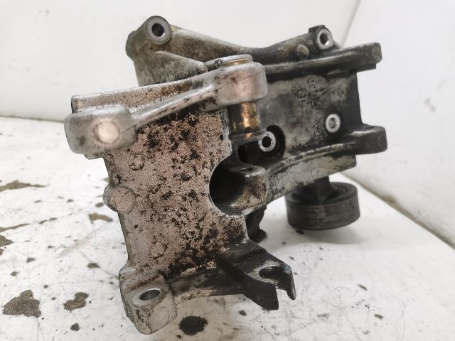 bontott PEUGEOT 406 Generátor Tartó Bak