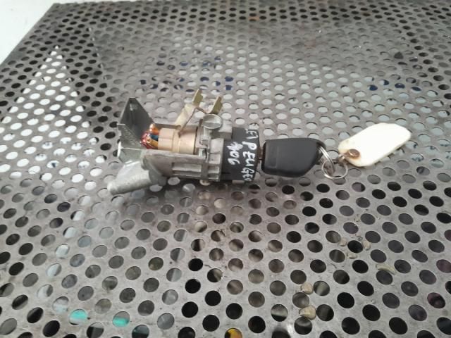 bontott PEUGEOT 406 Gyújtáskapcsoló