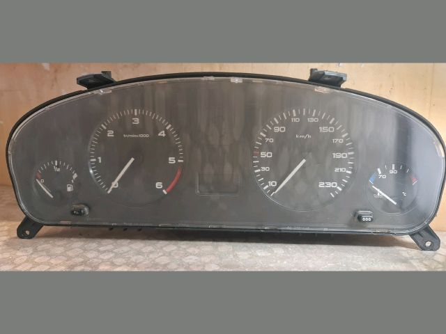 bontott PEUGEOT 406 Kilométeróra