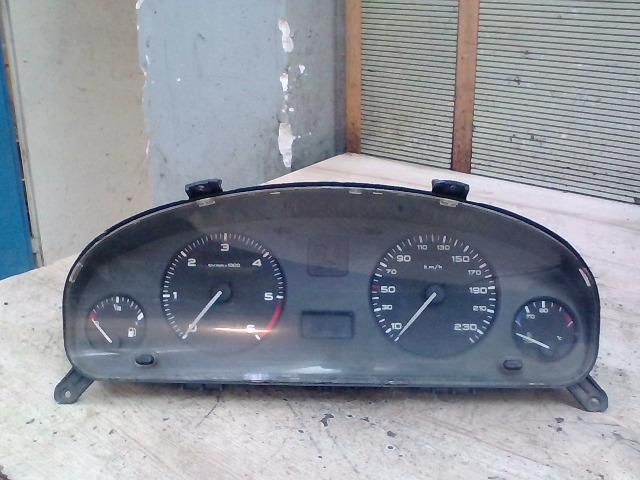 bontott PEUGEOT 406 Kilométeróra
