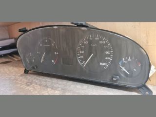 bontott PEUGEOT 406 Kilométeróra