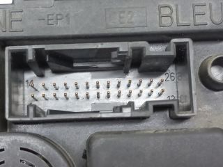 bontott PEUGEOT 406 Komfort Elektronika