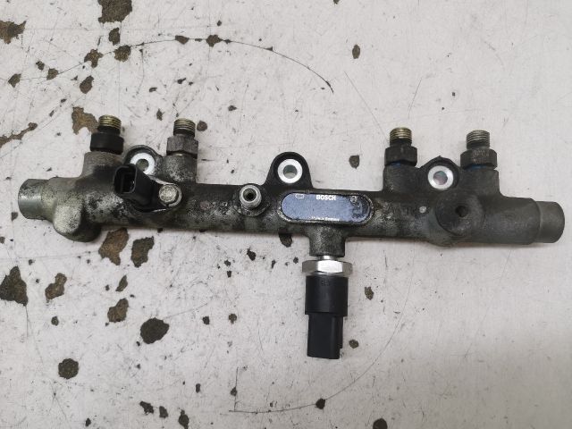 bontott PEUGEOT 406 Közösnyomócső