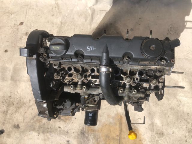 bontott PEUGEOT 406 Motor (Fűzött blokk hengerfejjel)