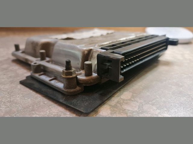 bontott PEUGEOT 406 Motorvezérlő