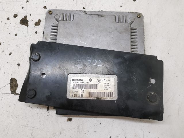bontott PEUGEOT 406 Motorvezérlő
