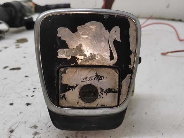 bontott PEUGEOT 406 Motorvezérlő