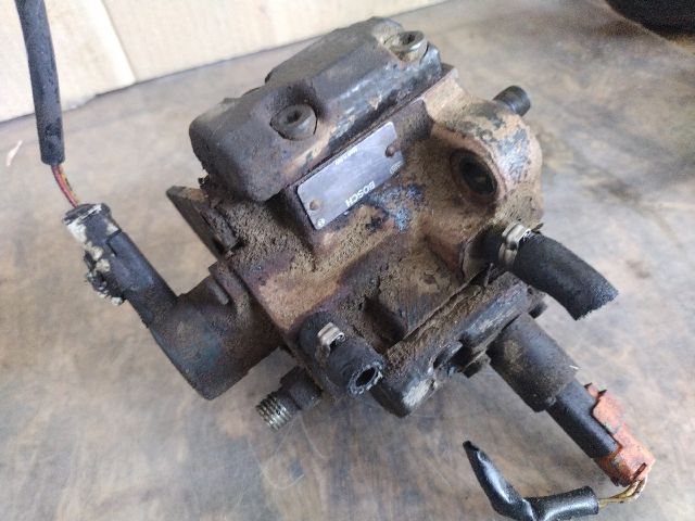 bontott PEUGEOT 406 Nagynyomású Szivattyú