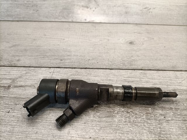 bontott PEUGEOT 406 Porlasztó (1 db)