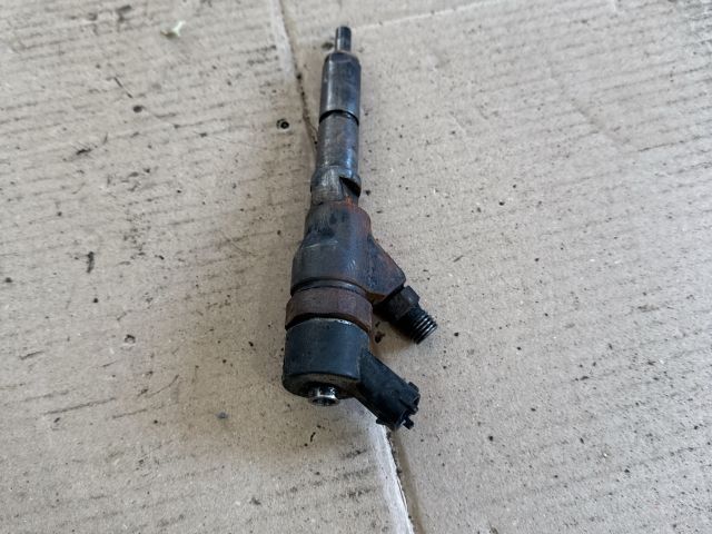 bontott PEUGEOT 406 Porlasztó (1 db)