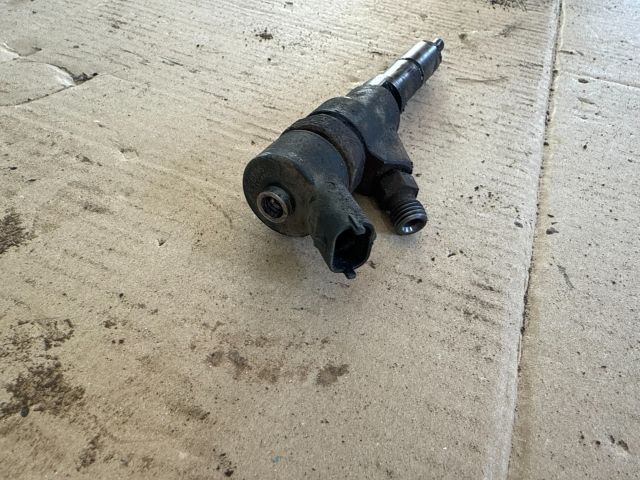 bontott PEUGEOT 406 Porlasztó (1 db)