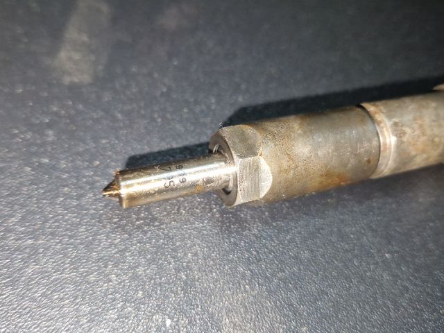 bontott PEUGEOT 406 Porlasztó (1 db)