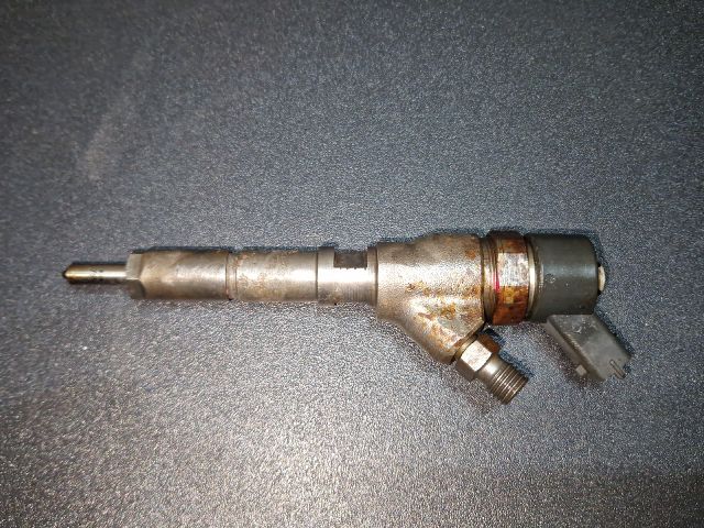 bontott PEUGEOT 406 Porlasztó (1 db)