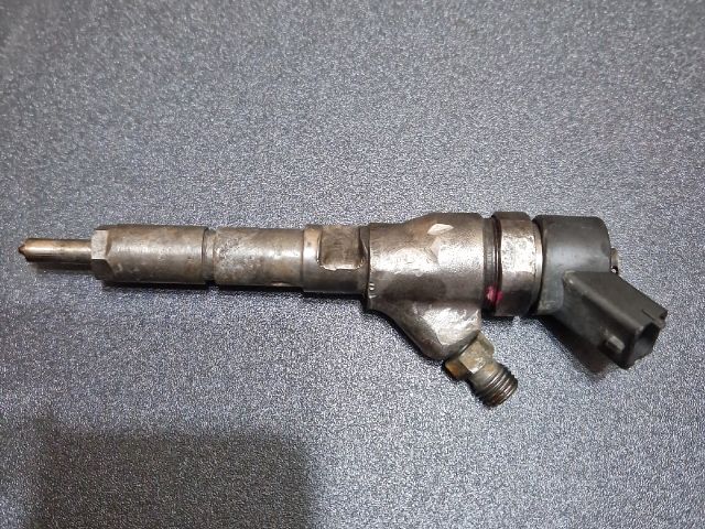 bontott PEUGEOT 406 Porlasztó (1 db)